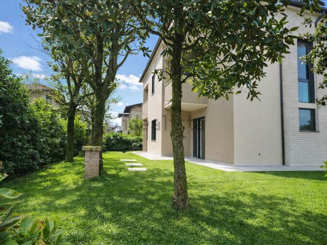 Appartamento in vendita di 150 m² in Strada Bellaria, 80