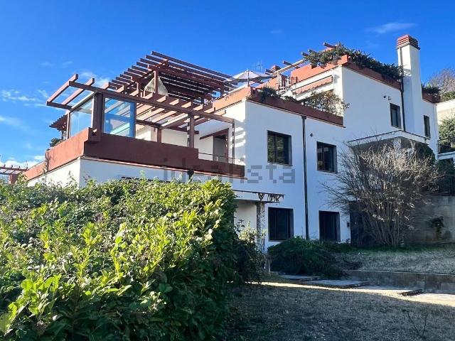 Appartamento in vendita di 150 m² in Strada Visone, 6
