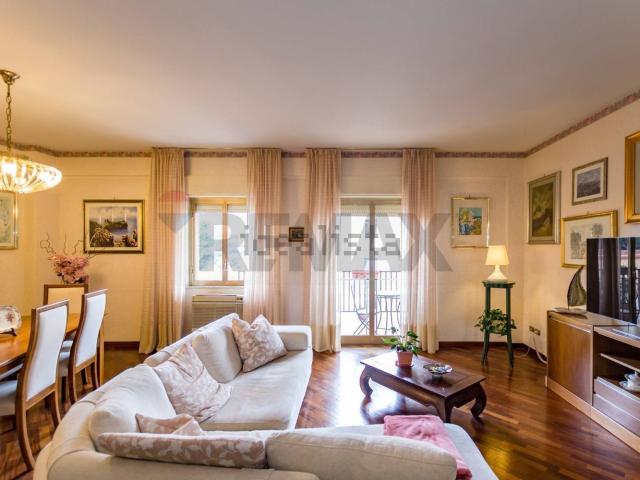 Appartamento in vendita di 151 m² in Via Cavalcanti Guido, 5