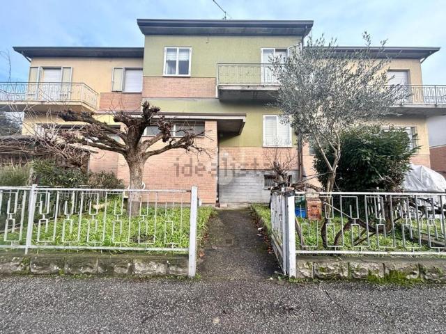 Appartamento in vendita di 151 m² in Via Aosta, 20