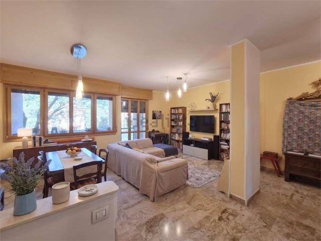Appartamento in vendita di 151 m² in Via Giuseppe Andreoli