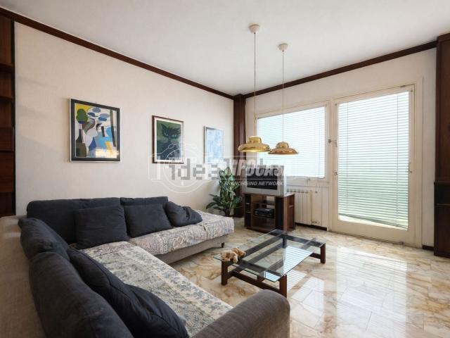Appartamento in vendita di 151 m² in Via Gian Battista Monti, 21