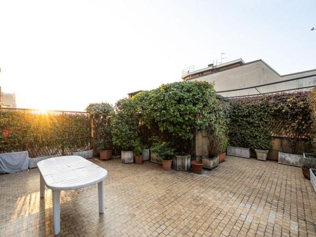 Appartamento in vendita di 151 m² in Via Giovanni Battista Fauchè, 1