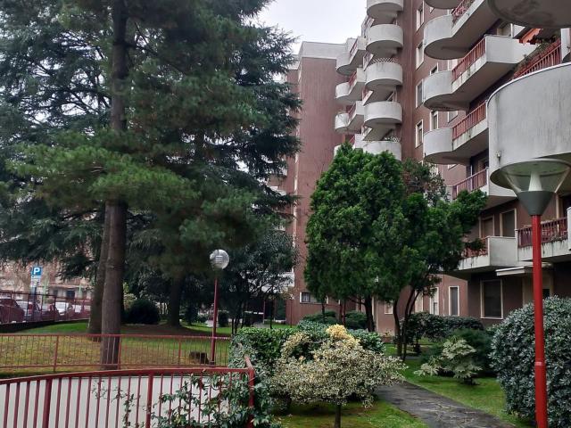 Appartamento in vendita di 151 m² in Via Guido Guarini Matteucci, 1