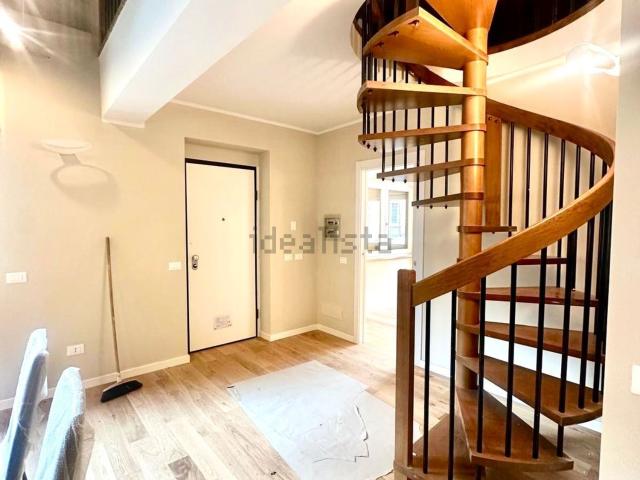 Appartamento in vendita di 151 m² in Via Dante Alighieri