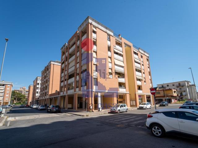 Appartamento in vendita di 151 m² in Via degli Elleni, 1