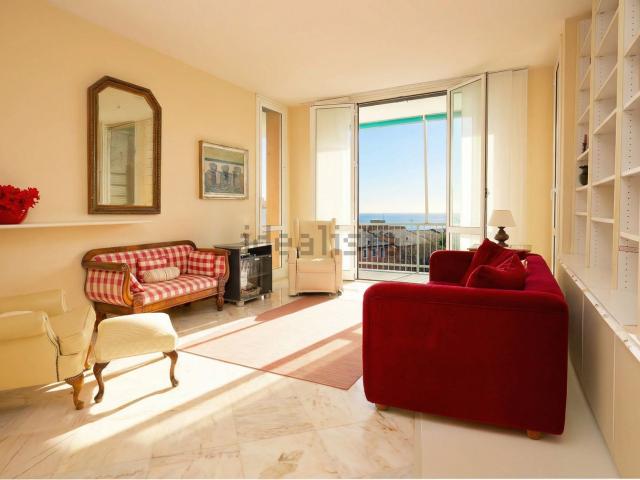 Appartamento in vendita di 151 m² in Via della Pineta, 20