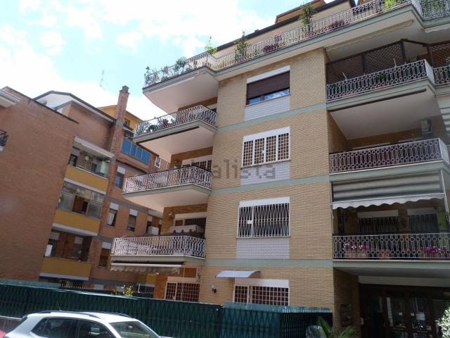 Appartamento in vendita di 151 m² in Via Dino Frescobaldi, 41