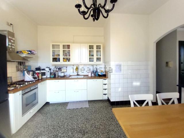 Appartamento in vendita di 151 m² in Via Firenze