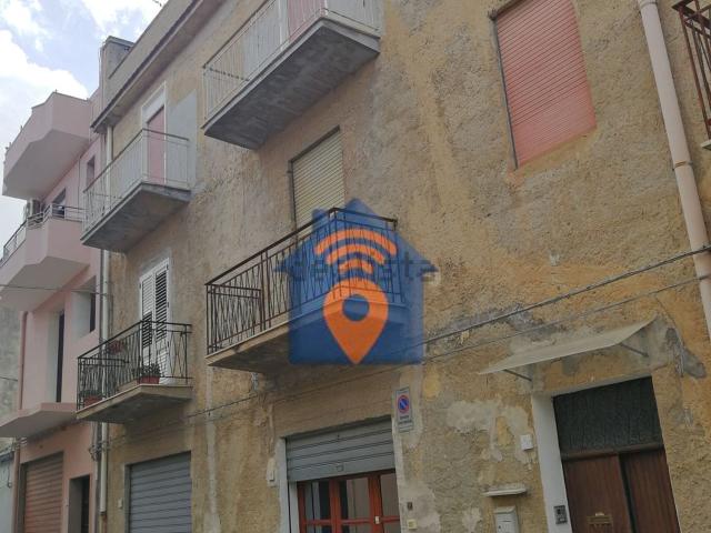 Appartamento in vendita di 151 m² in Via Orlando Vittorio Emanuele