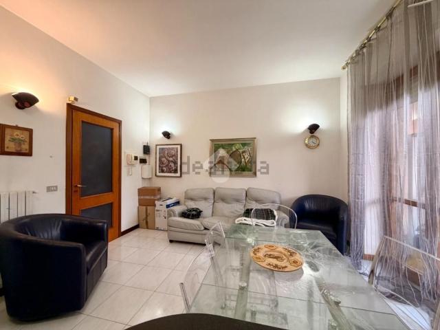 Appartamento in vendita di 151 m² in Via M. Renato Imbriani, 59