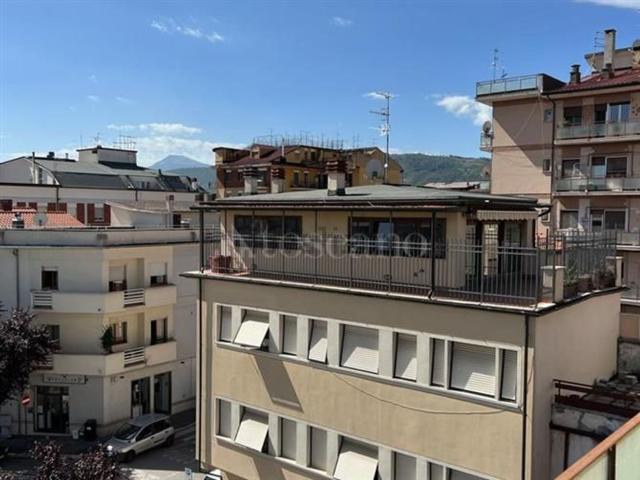 Appartamento in vendita di 151 m² in Via Monte Grappa