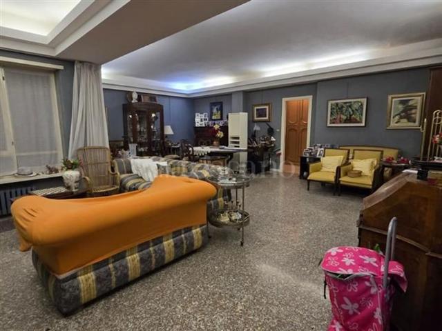 Appartamento in vendita di 151 m² in Via Monte Velino