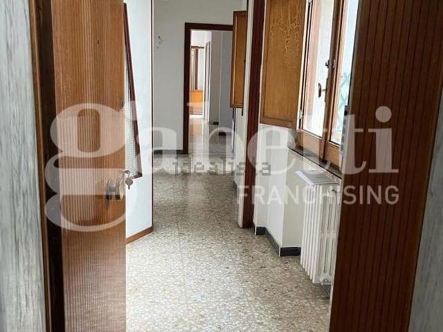 Appartamento in vendita di 151 m² in Via San Margherita, 28
