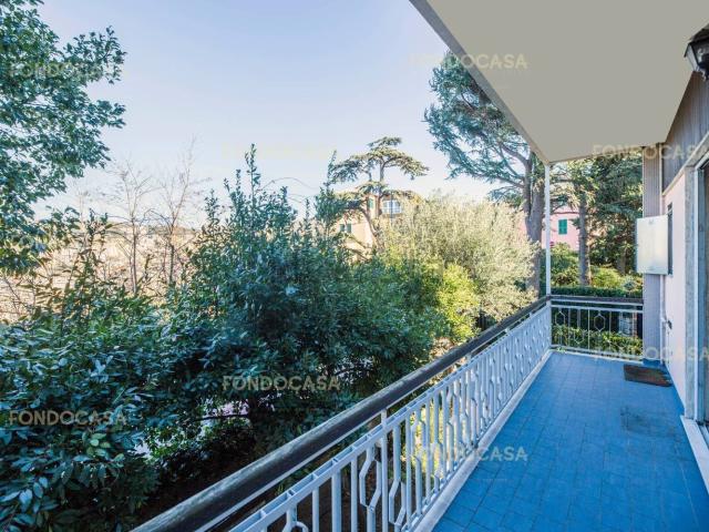 Appartamento in vendita di 151 m² in Via Scogli