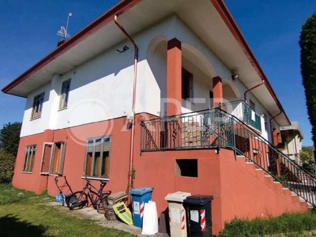 Appartamento in vendita di 151 m² in Via Sega, 1717