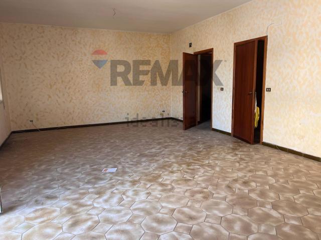 Appartamento in vendita di 151 m² in Via Papa Giovanni XXIII, 144