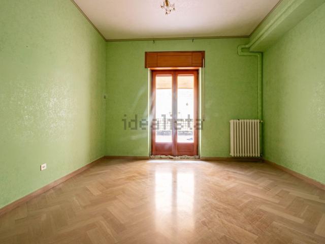 Appartamento in vendita di 151 m² in Via Raffaele de Peppo, 55