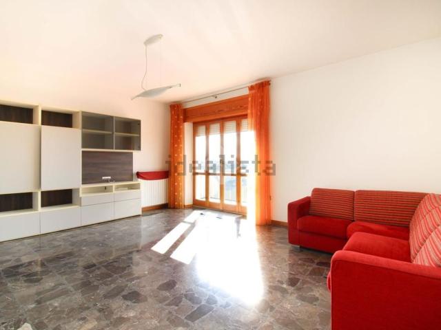 Appartamento in vendita di 151 m² in Viale Medaglie D&apos Oro, 25