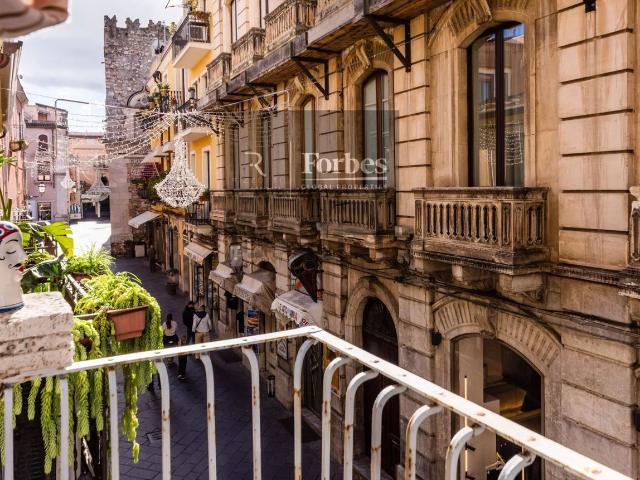 Appartamento in vendita di 151 m² in Vico Zecca