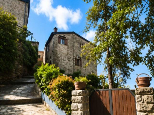 Appartamento in vendita di 151 m² in Frazione Gello Biscardo