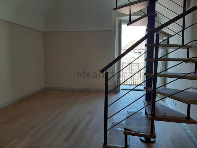 Appartamento in vendita di 151 m² in Piazza Della Bollente