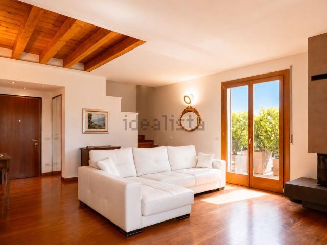 Appartamento in vendita di 152 m² in Viale Trieste
