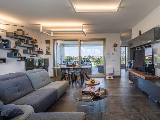 Appartamento in vendita di 152 m² in Via Cà Fabbri, 172