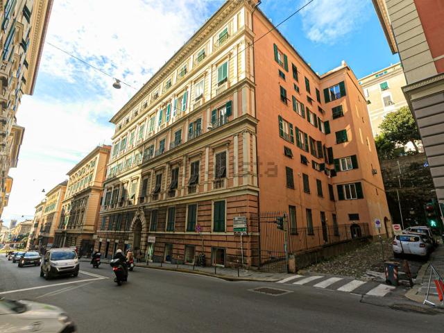 Appartamento in vendita di 152 m² in Via Assarotti, 16