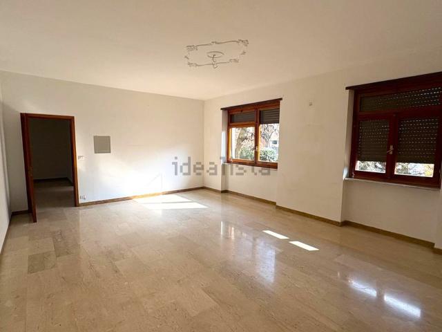 Appartamento in vendita di 152 m² in Via Garessio, 24
