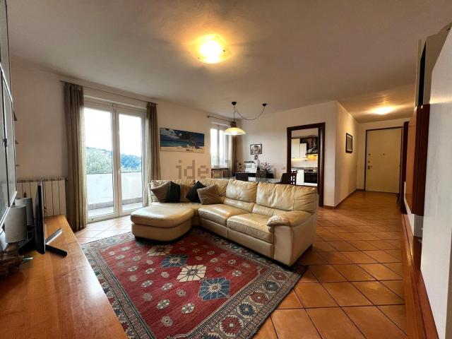 Appartamento in vendita di 152 m² in Via Genova, 497