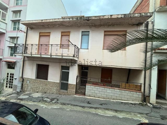 Appartamento in vendita di 152 m² in Via Giuseppe Mazzini