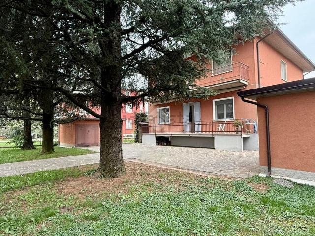 Appartamento in vendita di 152 m² in Via della Libertà