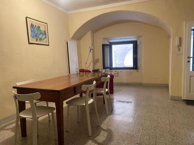 Appartamento in vendita di 152 m² in Via delle Terme