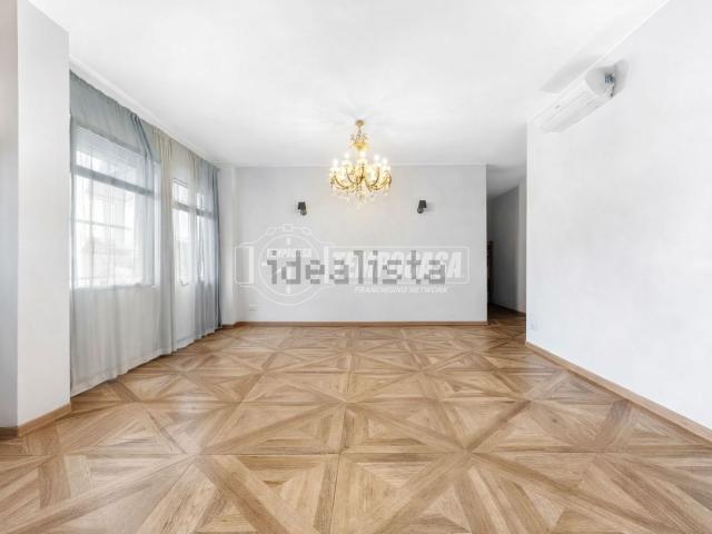 Appartamento in vendita di 152 m² in Via Luigi Galvani, 19