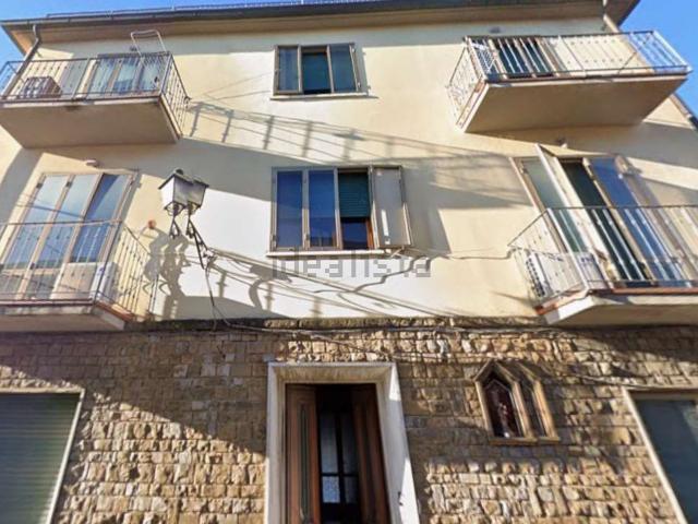Appartamento in vendita di 152 m² in Via Matteo Degli Organi, 159