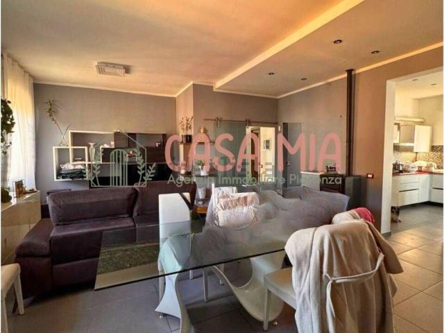 Appartamento in vendita di 152 m² in Via Marzabotto