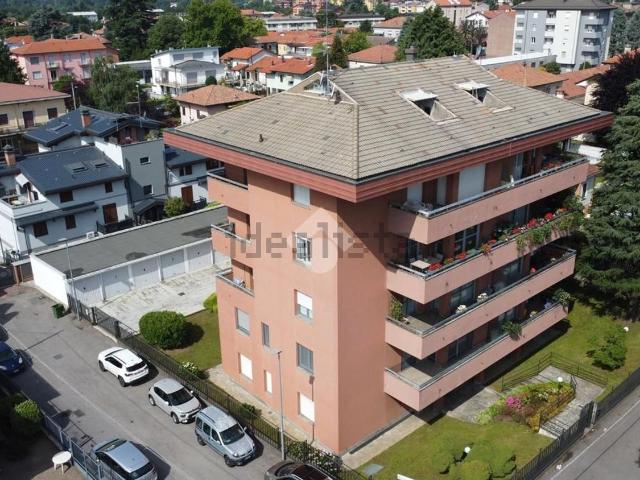 Appartamento in vendita di 152 m² in Via S. G. Bosco, 7