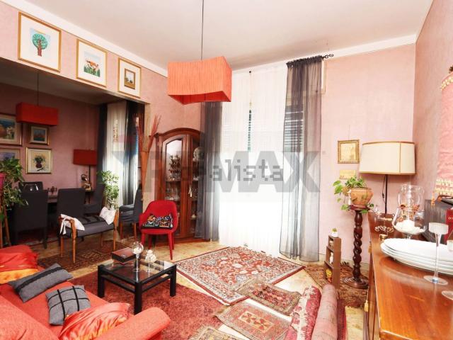 Appartamento in vendita di 152 m² in Via Pavone, 1