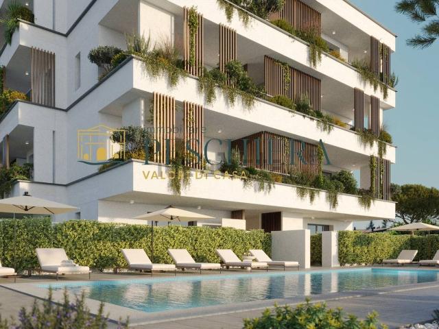 Appartamento in vendita di 152 m² in Via Petrarca