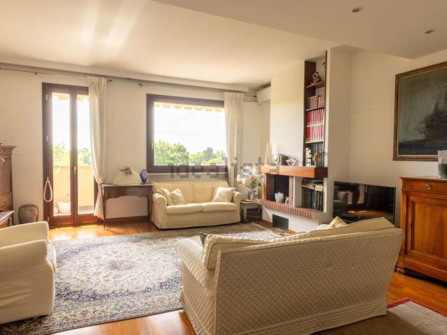 Appartamento in vendita di 152 m² in Via Roma, 30