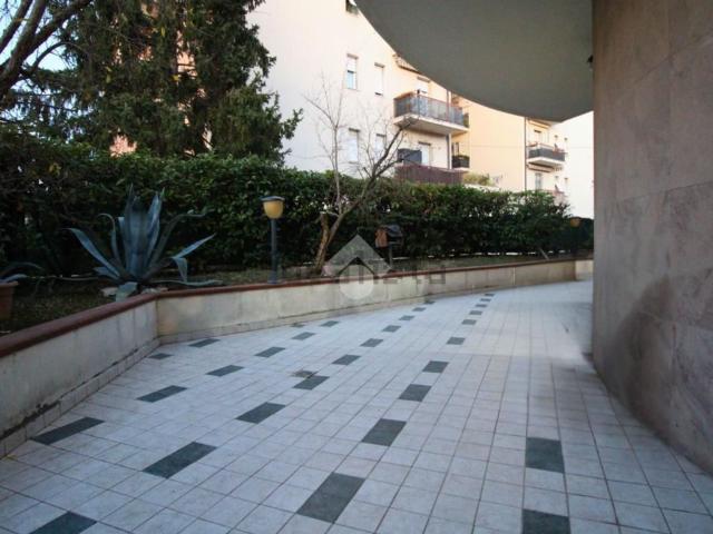 Appartamento in vendita di 152 m² in Via Ugo Tombesi