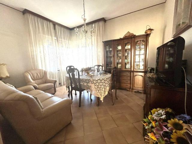 Appartamento in vendita di 152 m² in Via Valbella, 7