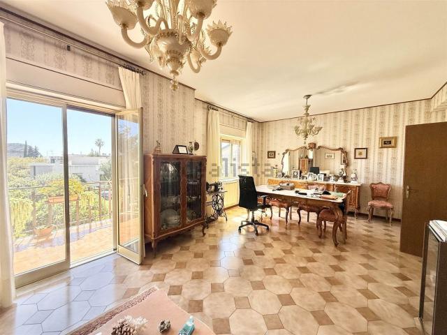 Appartamento in vendita di 152 m² in Via Vitaliano Brancati, 11