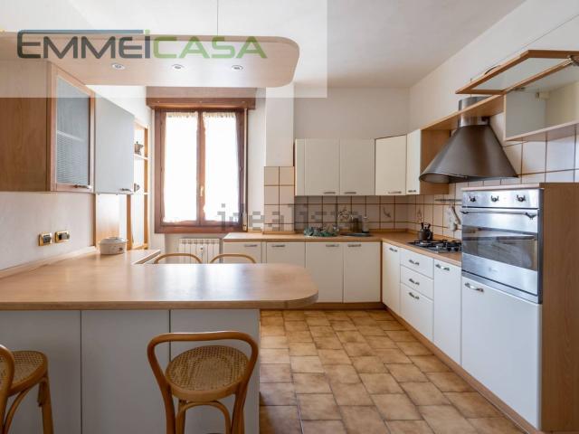 Appartamento in vendita di 152 m² in Viale Antonio Gramsci