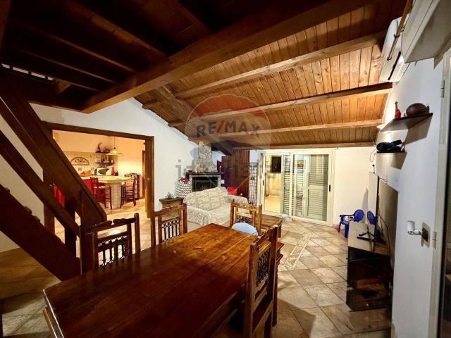 Appartamento in vendita di 152 m² in Viale delle Americhe, 67