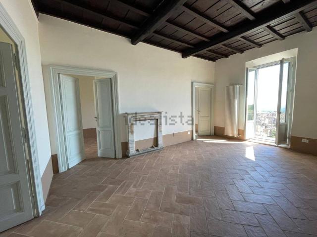 Appartamento in vendita di 152 m² in Viale Regina Margherita, 39