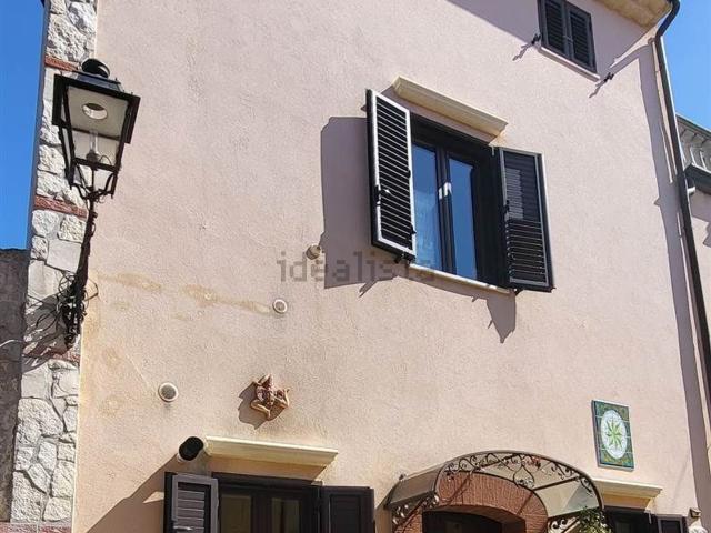 Appartamento in vendita di 152 m² in Piazza Enrico Bianco
