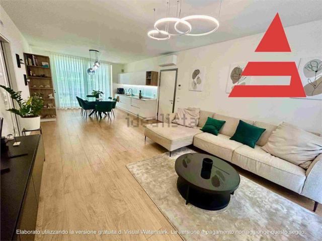 Appartamento in vendita di 152 m² in Strada delle Scuole, 3