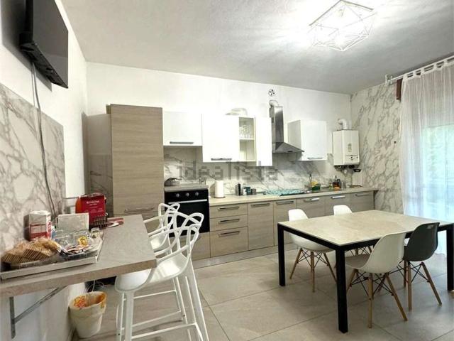 Appartamento in vendita di 153 m² in Via C. Poma
